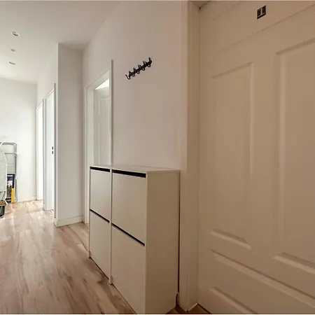 Lambert Room 홈스테이